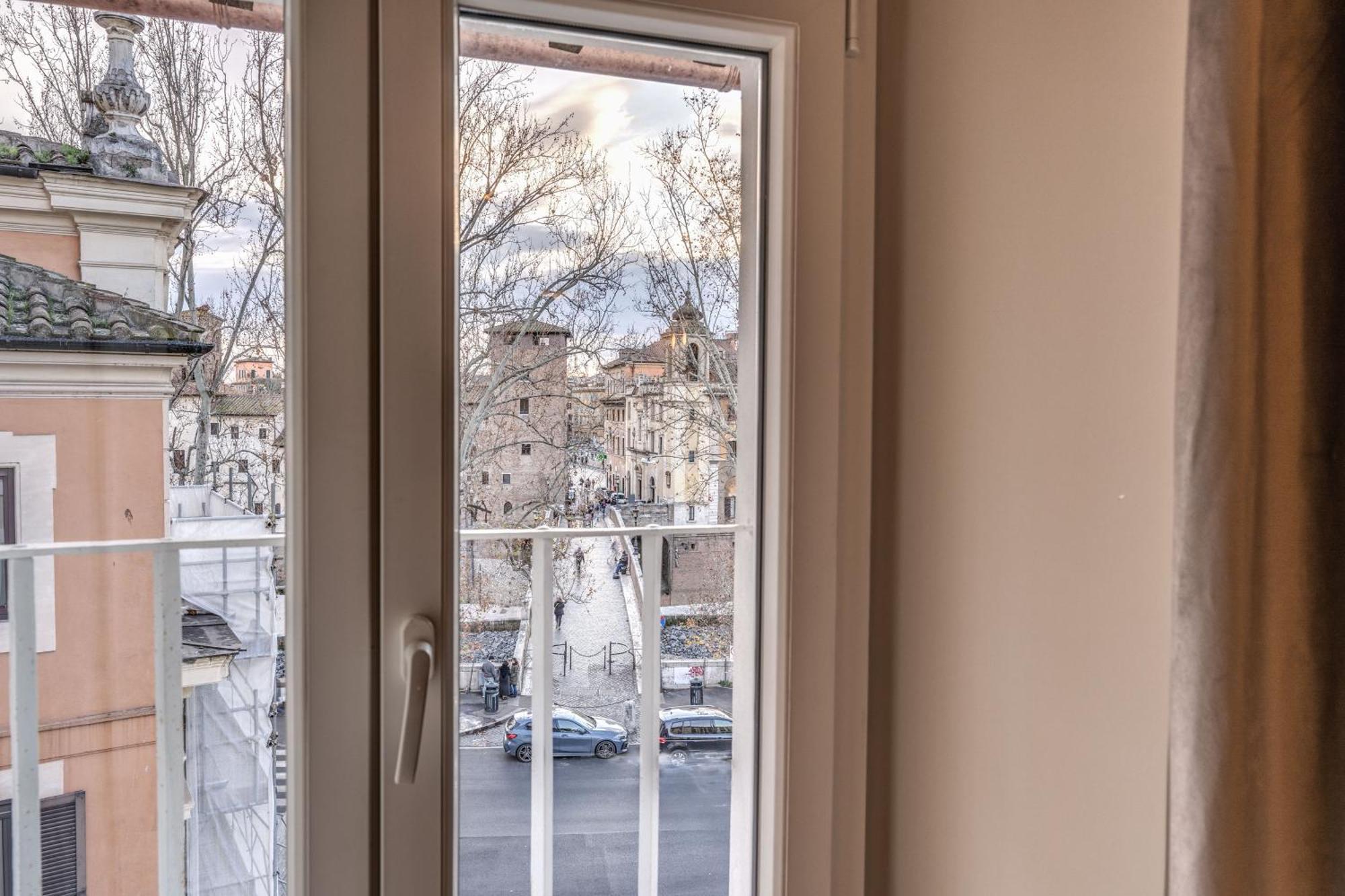 Apartment Palazzo Ottavia - La Maison D'art Collection